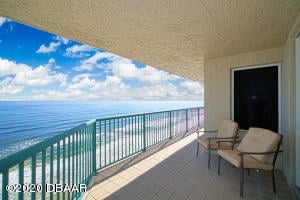 3 bedroom oceanfront condo for sale 