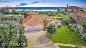 Beachside Homes For Sale With Fenced Yard 